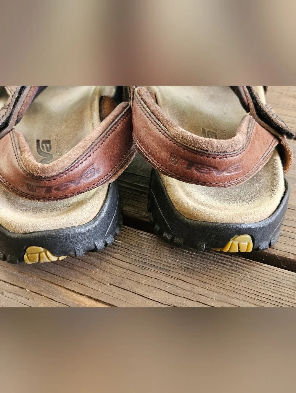 Teva Men's Brown Leather Sport Hiking Walking Sandals Size 11